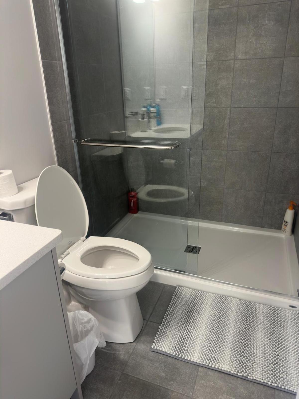 Private Room Minutes To Calgary Airport Yyc, Downtown, Banff Ngoại thất bức ảnh